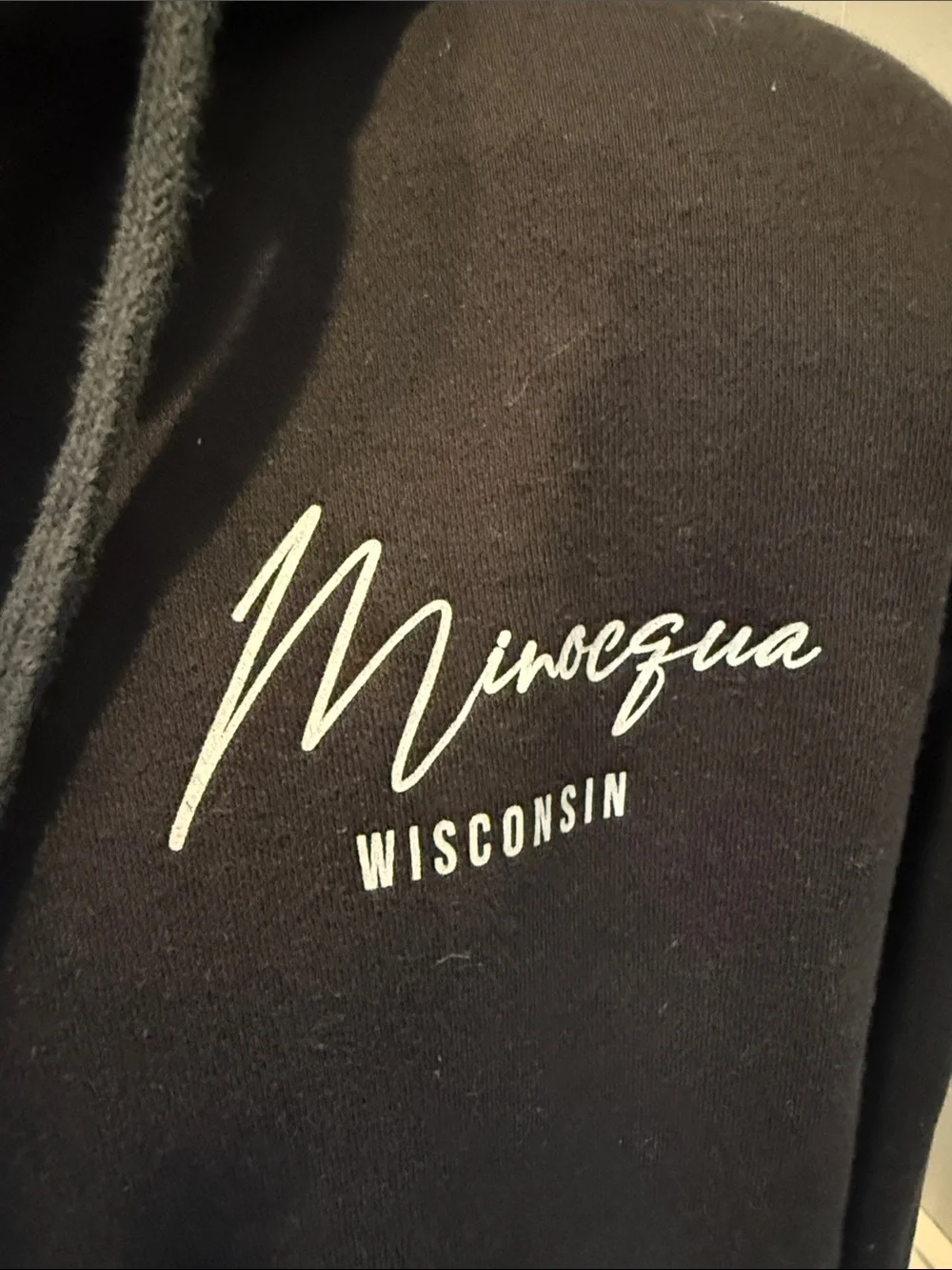 E Vintage Men’s Medium Black Zip-Up Sweater Minocqua Wisconsin